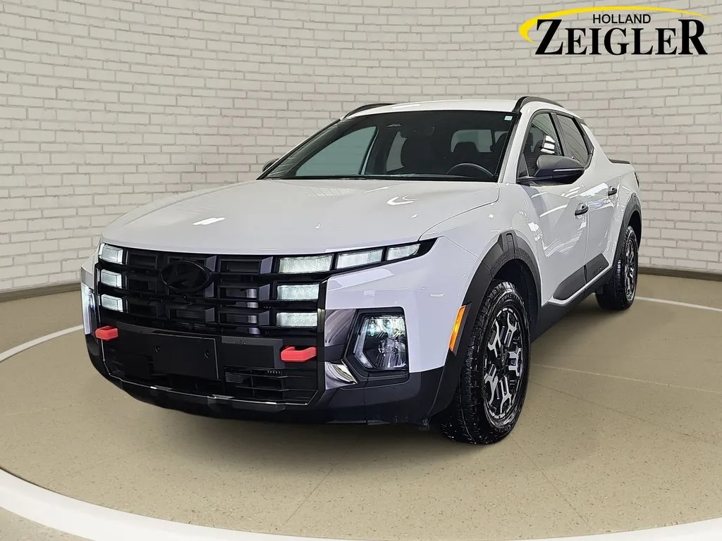 White 2026 Hyundai Santa Cruz XRT for sale in Holland, MI