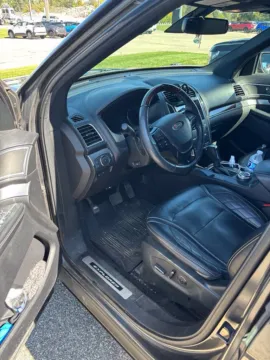 Another view of 2018 Ford Explorer Platinum for sale in Holland, MI at Zeigler Hyundai of Holland