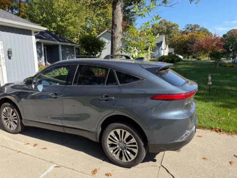 More photos of 2023 Toyota Venza XLE at Zeigler Hyundai of Holland, MI