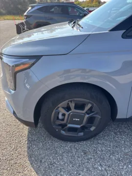 More photos of 2025 Kia Carnival Hybrid EX at Zeigler Hyundai of Holland, MI