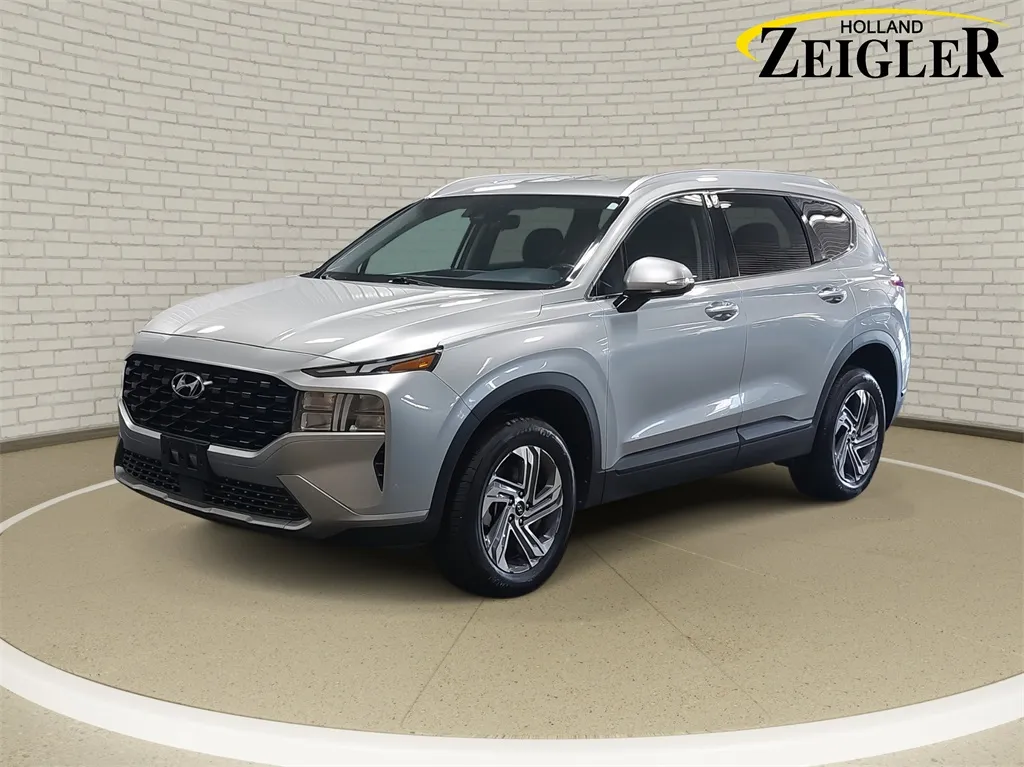 Silver 2023 Hyundai Santa Fe SEL for sale in Holland, MI