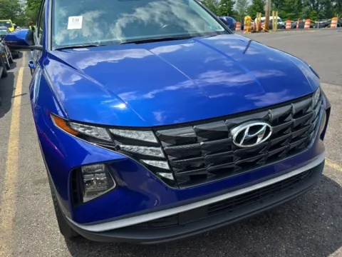 Photos of 2022 Hyundai Tucson SEL for sale in Holland, MI at Zeigler Hyundai of Holland