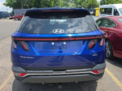 More photos of 2022 Hyundai Tucson SEL at Zeigler Hyundai of Holland, MI
