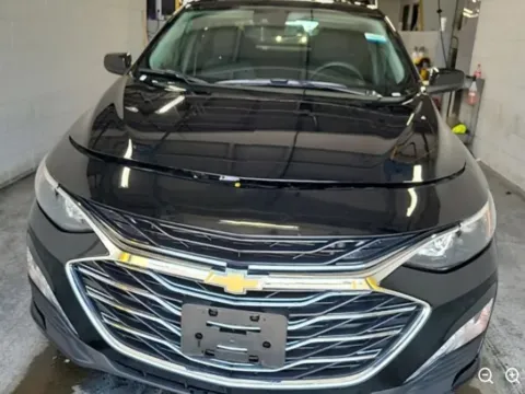 More photos of 2024 Chevrolet Malibu LT at Zeigler Hyundai of Holland, MI