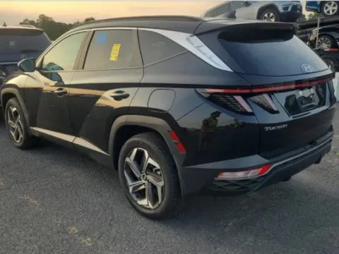Photos of 2023 Hyundai Tucson SEL for sale in Holland, MI at Zeigler Hyundai of Holland