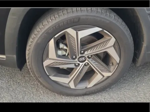 More photos of 2023 Hyundai Tucson SEL at Zeigler Hyundai of Holland, MI