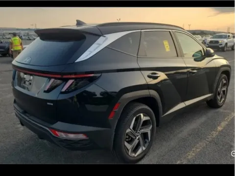 More photos of 2023 Hyundai Tucson SEL at Zeigler Hyundai of Holland, MI