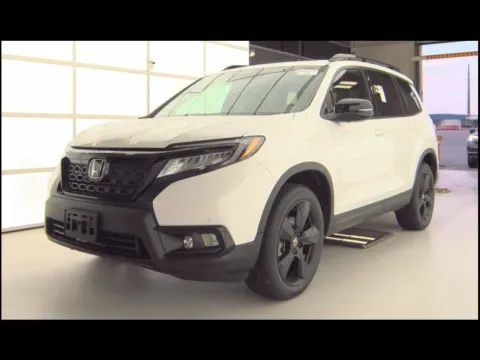 White 2021 Honda Passport Elite for sale in Holland, MI
