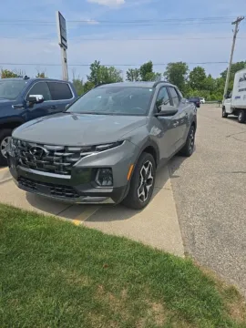Photos of 2022 Hyundai Santa Cruz Limited for sale in Holland, MI at Zeigler Hyundai of Holland