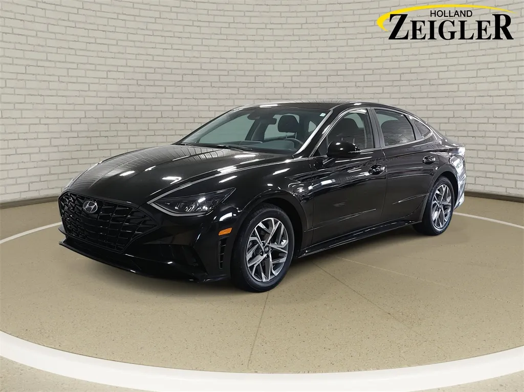 2022 Hyundai Sonata SEL for sale in Holland, MI