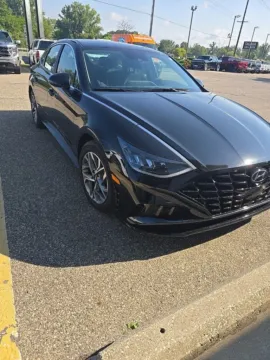 Another view of 2022 Hyundai Sonata SEL for sale in Holland, MI at Zeigler Hyundai of Holland