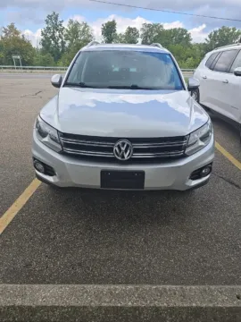 Photos of 2015 Volkswagen Tiguan SEL for sale in Holland, MI at Zeigler Hyundai of Holland