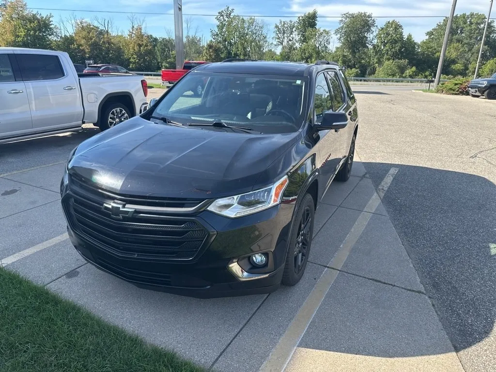 Black 2018 Chevrolet Traverse Premier for sale in Holland, MI