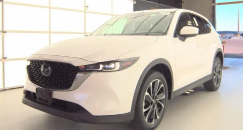 White 2022 Mazda CX-5 2.5 S Premium Package for sale in Holland, MI