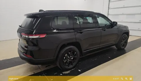 More photos of 2024 Jeep Grand Cherokee L Altitude at Zeigler Hyundai of Holland, MI