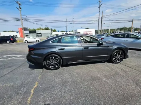 More photos of 2025 Hyundai Sonata SEL at Zeigler Hyundai of Holland, MI