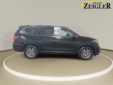 More photos of 2022 Honda Pilot EX-L at Zeigler Hyundai of Holland, MI