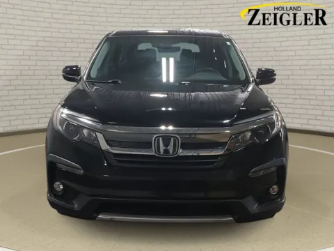 Photos of 2022 Honda Pilot EX-L for sale in Holland, MI at Zeigler Hyundai of Holland