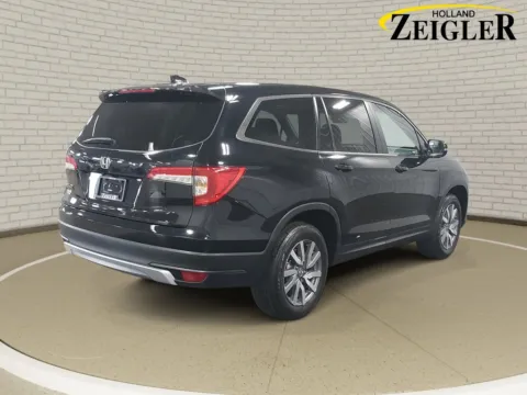 More photos of 2022 Honda Pilot EX-L at Zeigler Hyundai of Holland, MI