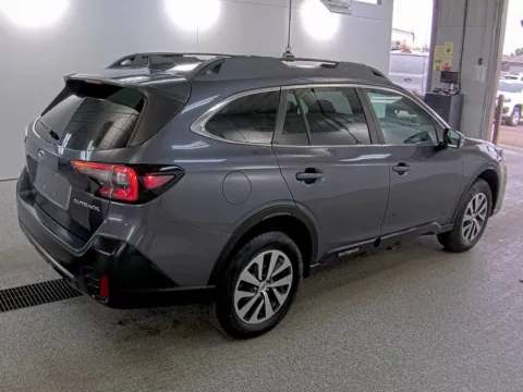 More photos of 2022 Subaru Outback Premium at Zeigler Hyundai of Holland, MI