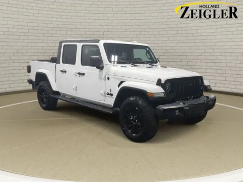 Another view of 2022 Jeep Gladiator Altitude for sale in Holland, MI at Zeigler Hyundai of Holland