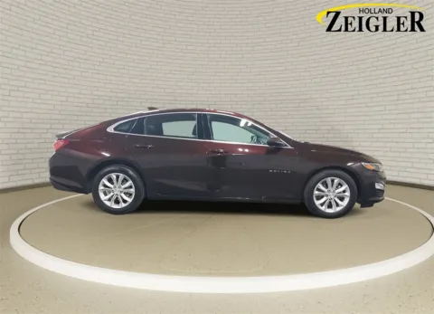 More photos of 2020 Chevrolet Malibu LT at Zeigler Hyundai of Holland, MI