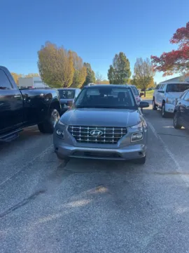 Photos of 2022 Hyundai Venue Limited for sale in Holland, MI at Zeigler Hyundai of Holland