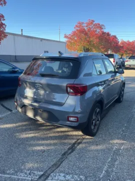 More photos of 2022 Hyundai Venue Limited at Zeigler Hyundai of Holland, MI