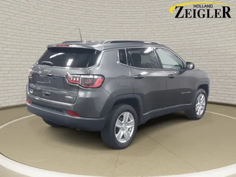 More photos of 2022 Jeep Compass Latitude at Zeigler Hyundai of Holland, MI