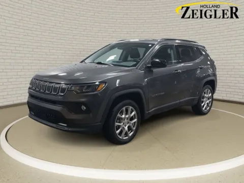 Gray 2022 Jeep Compass Latitude Lux for sale in Holland, MI