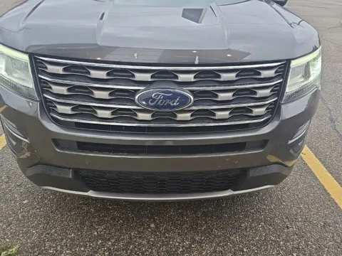 Photos of 2017 Ford Explorer XLT for sale in Holland, MI at Zeigler Hyundai of Holland