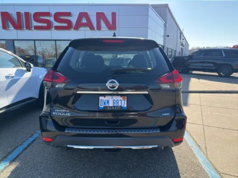 More photos of 2018 Nissan Rogue S at Zeigler Kia of Holland, MI