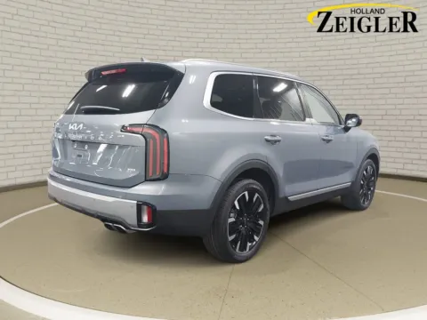 More photos of 2023 Kia Telluride SX at Zeigler Kia of Holland, MI