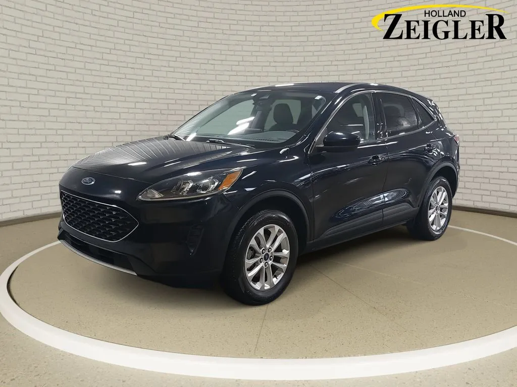 2021 Ford Escape SE for sale in Holland, MI