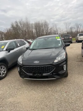 Photos of 2022 Ford Escape SEL for sale in Holland, MI at Zeigler Kia of Holland