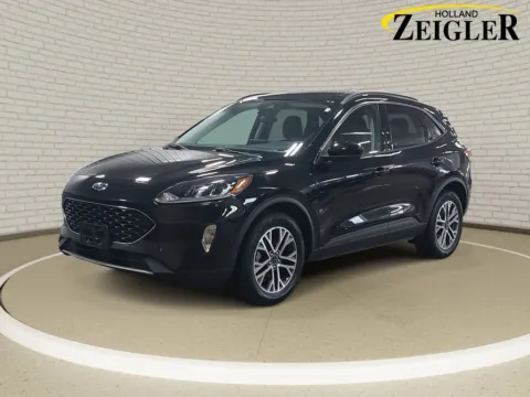 Black 2022 Ford Escape SEL for sale in Holland, MI