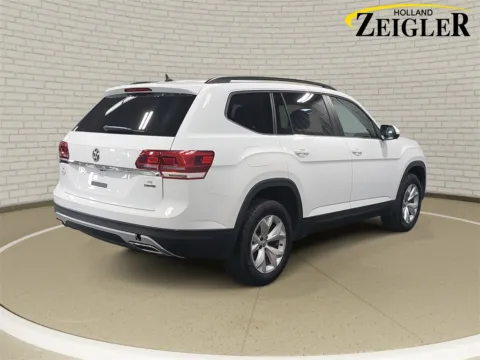 More photos of 2020 Volkswagen Atlas 3.6L V6 SE at Zeigler Kia of Holland, MI