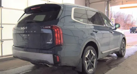 More photos of 2023 Kia Telluride S at Zeigler Kia of Holland, MI