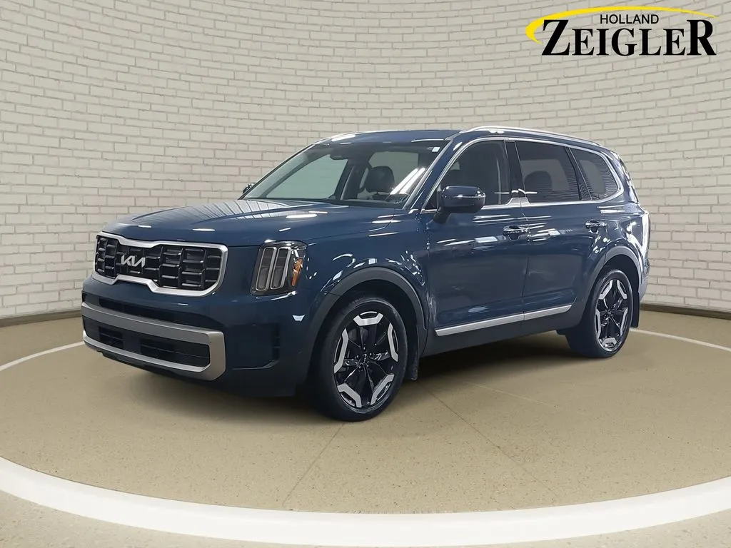 2023 Kia Telluride S for sale in Holland, MI