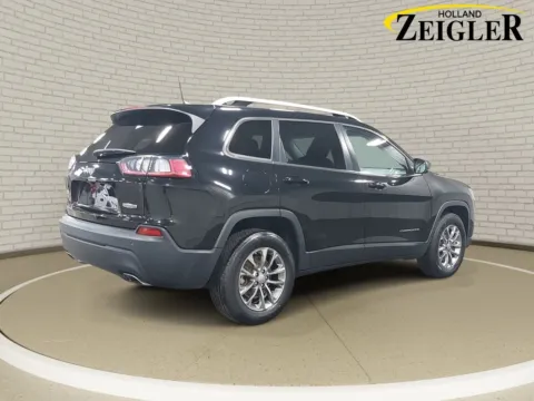 More photos of 2021 Jeep Cherokee Latitude Lux at Zeigler Kia of Holland, MI