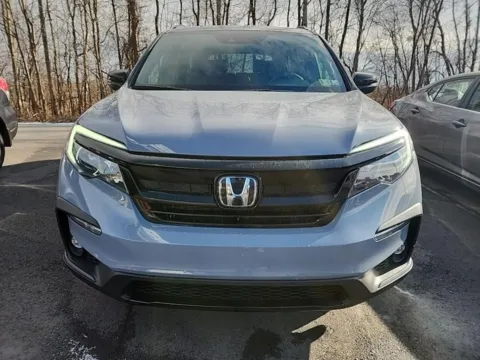 More photos of 2022 Honda Pilot TrailSport at Zeigler Kia of Holland, MI