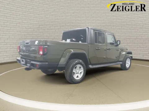 More photos of 2022 Jeep Gladiator Sport at Zeigler Kia of Holland, MI