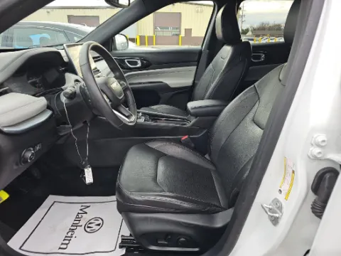 Photos of 2023 Jeep Compass Limited for sale in Holland, MI at Zeigler Kia of Holland