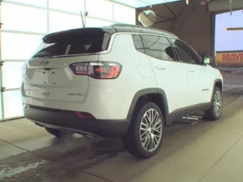 More photos of 2023 Jeep Compass Limited at Zeigler Kia of Holland, MI