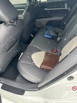 More photos of 2019 Toyota Camry Hybrid at Zeigler Kia of Holland, MI