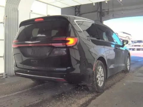 More photos of 2024 Chrysler Pacifica Touring L at Zeigler Kia of Holland, MI