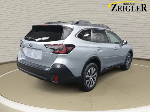 More photos of 2022 Subaru Outback Premium at Zeigler Kia of Holland, MI