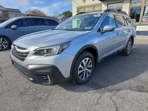 More photos of 2022 Subaru Outback Premium at Zeigler Kia of Holland, MI