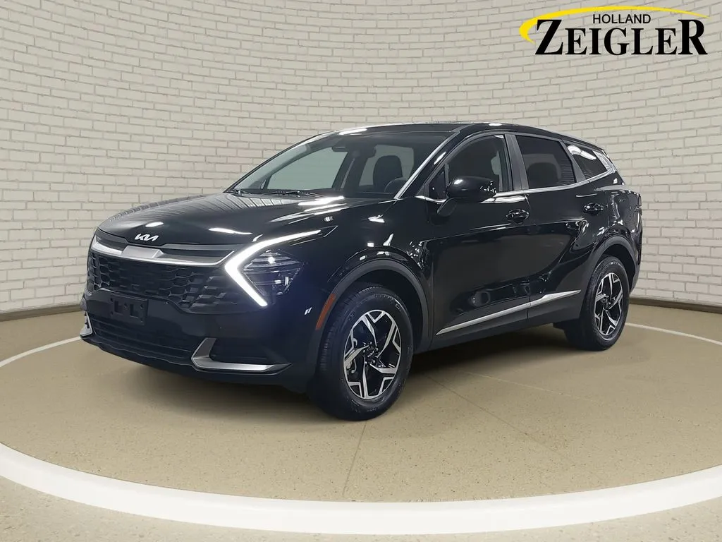 Black 2025 Kia Sportage LX for sale in Holland, MI