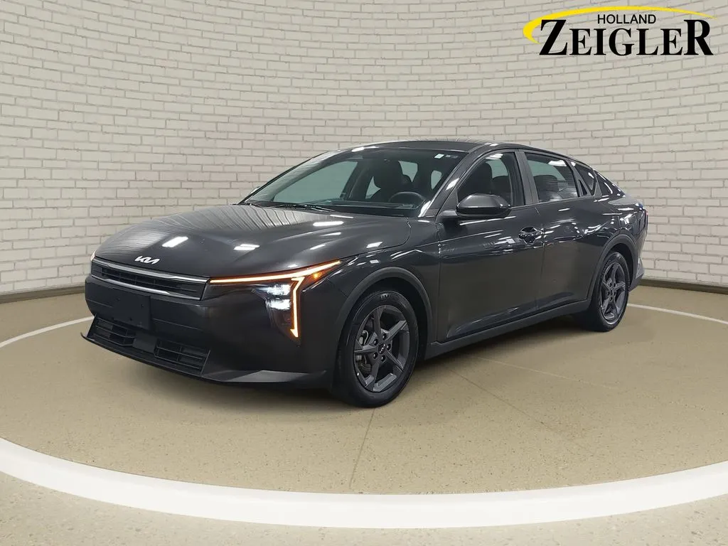 Gray 2025 Kia K4 LXS for sale in Holland, MI